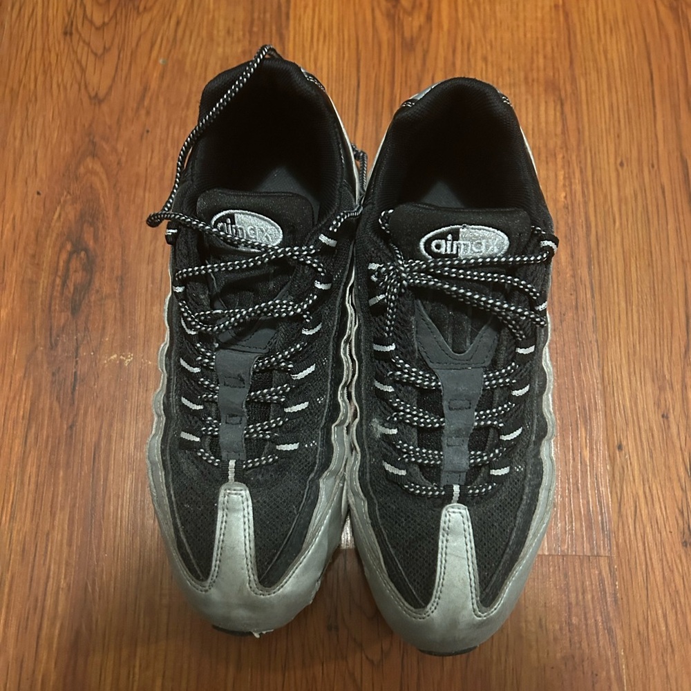 Nike Air Max Black and Silver Sneakers